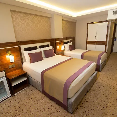 Ruba Palace Thermal Szálloda 3*