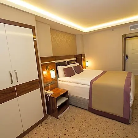 Szálloda Ruba Palace Thermal 3*